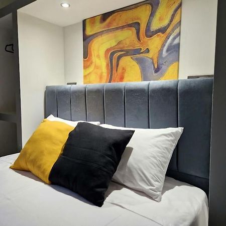 Faronita - Luxury Apt In The Heart Of Kalamata Exteriör bild
