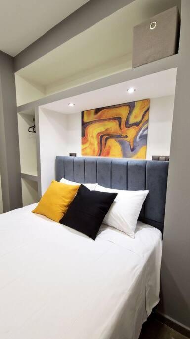 Faronita - Luxury Apt In The Heart Of Kalamata Exteriör bild