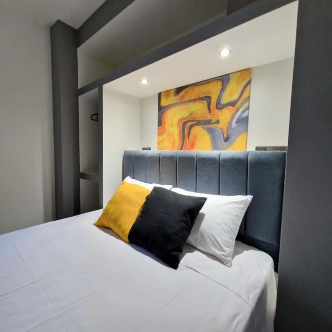 Faronita - Luxury Apt In The Heart Of Kalamata Exteriör bild